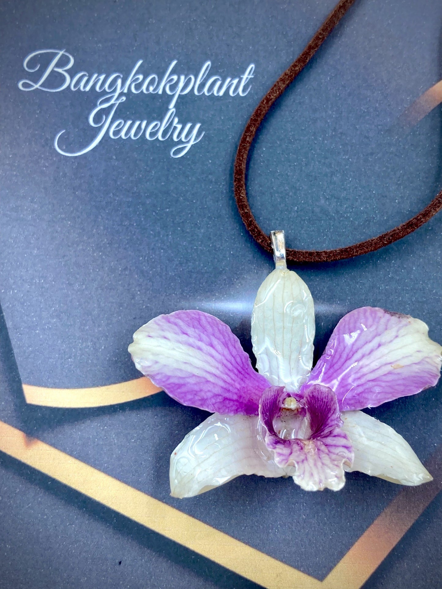 Pendant + rope necklace made from real orchids, white-purple tone