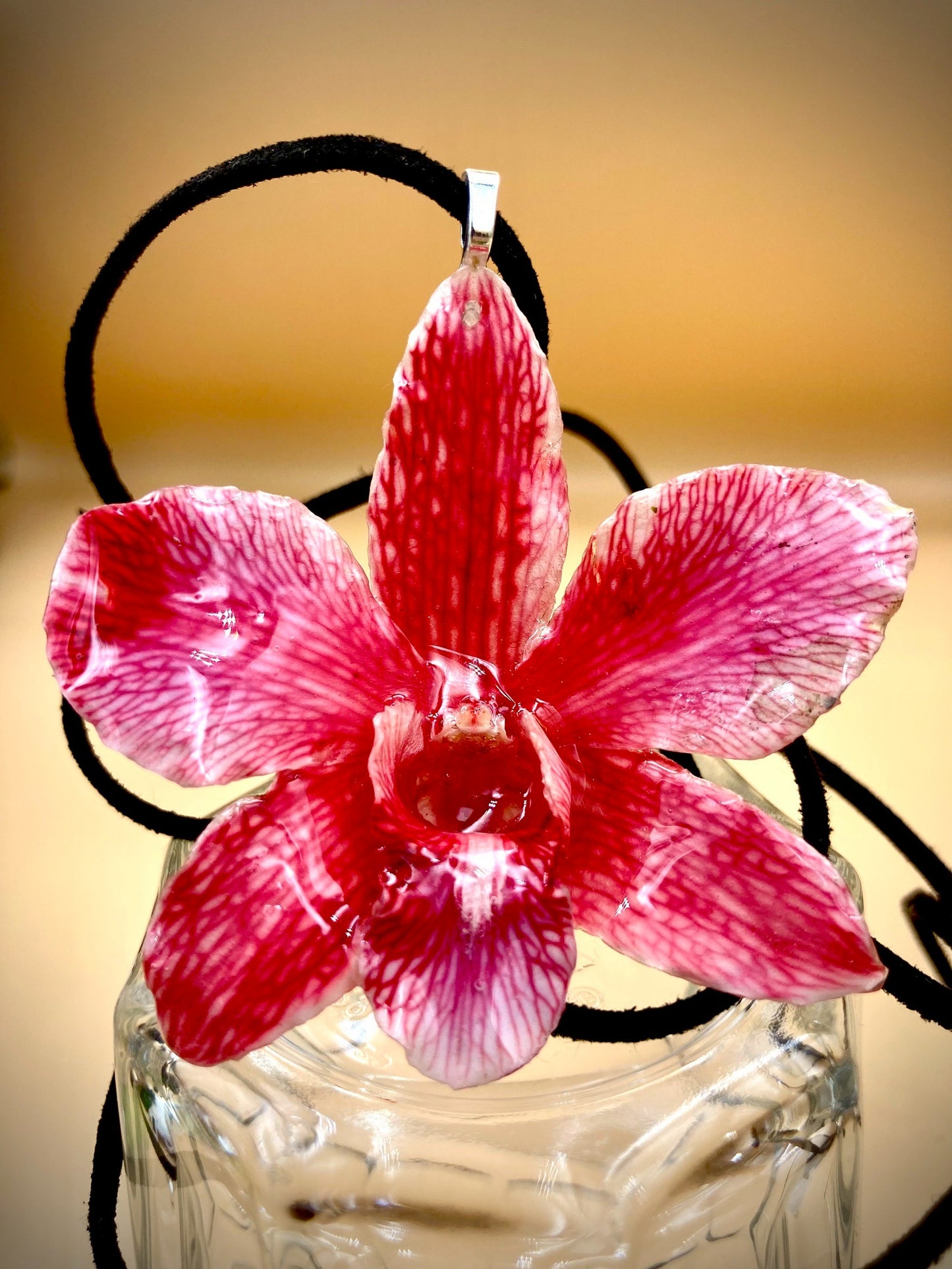 Pendant + rope necklace made from real flowers, red tone