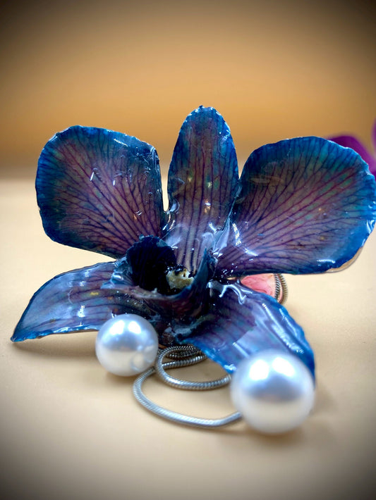 Pendant + Necklace, Dendrobium Orchid, made from real flowers.